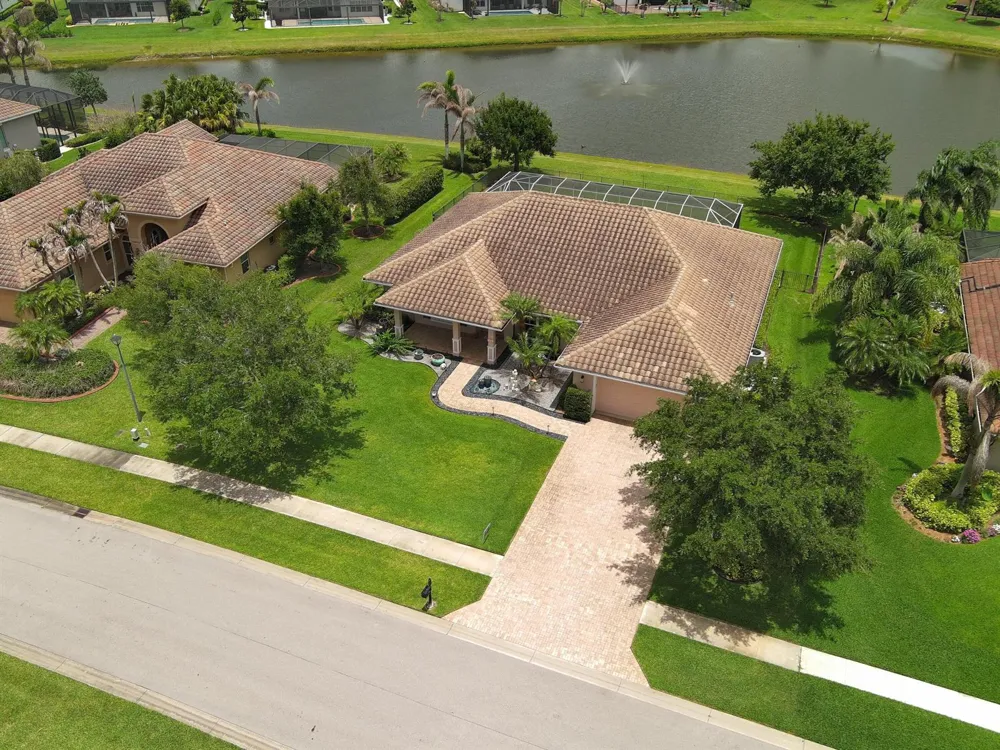 470 Pittman Avenue Vero Beach, FL 32968
