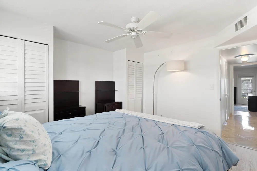 117 Lehane Terrace #210 North Palm Beach, FL 33408