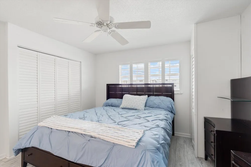 117 Lehane Terrace #210 North Palm Beach, FL 33408