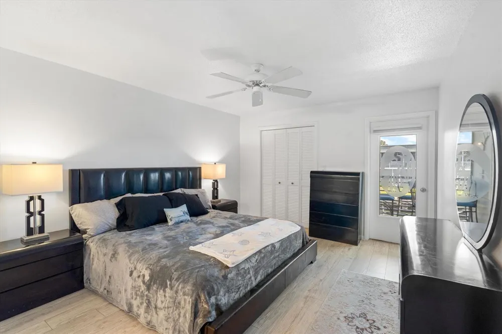 117 Lehane Terrace #210 North Palm Beach, FL 33408
