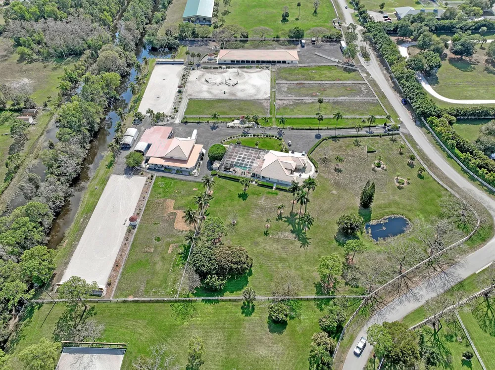 34263406 Hanover Circle Loxahatchee, FL 33470