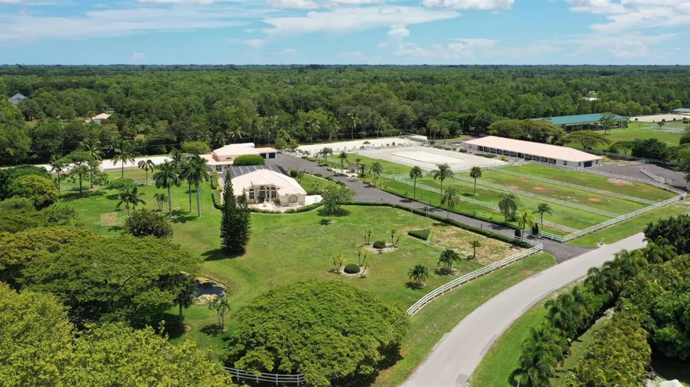 34263406 Hanover Circle Loxahatchee, FL 33470
