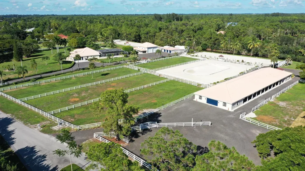 34263406 Hanover Circle Loxahatchee, FL 33470