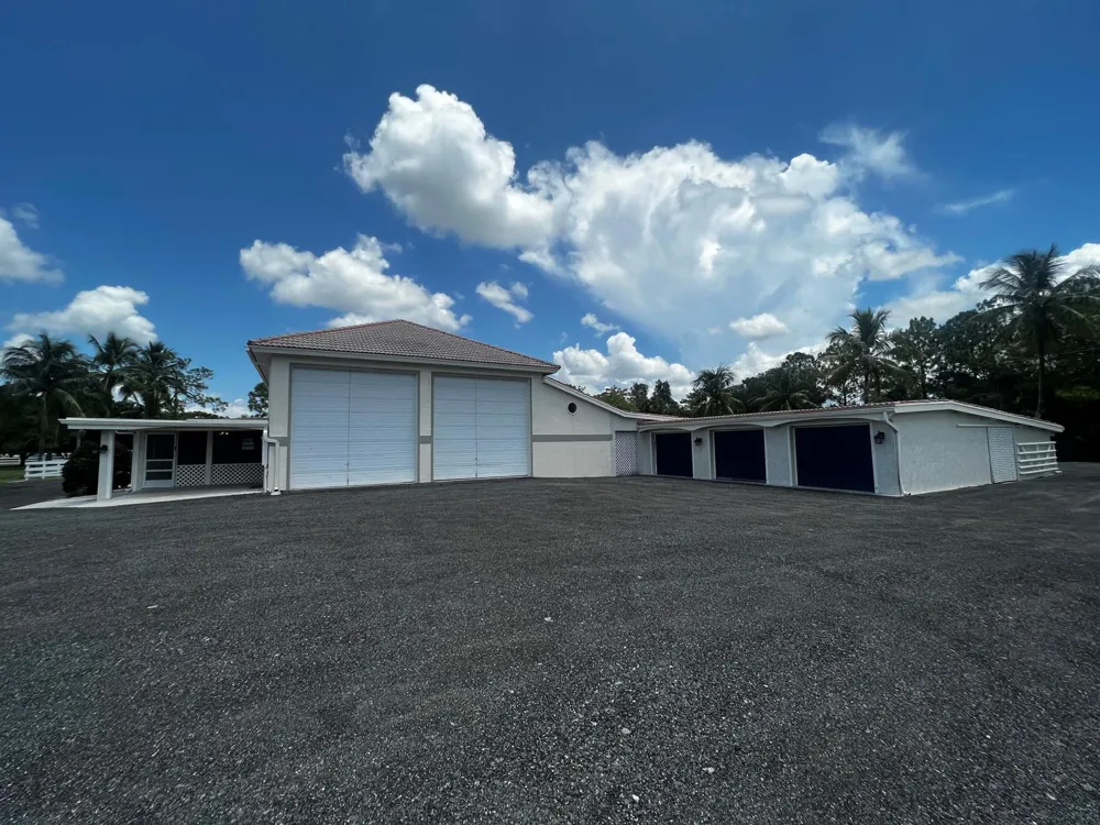 34263406 Hanover Circle Loxahatchee, FL 33470