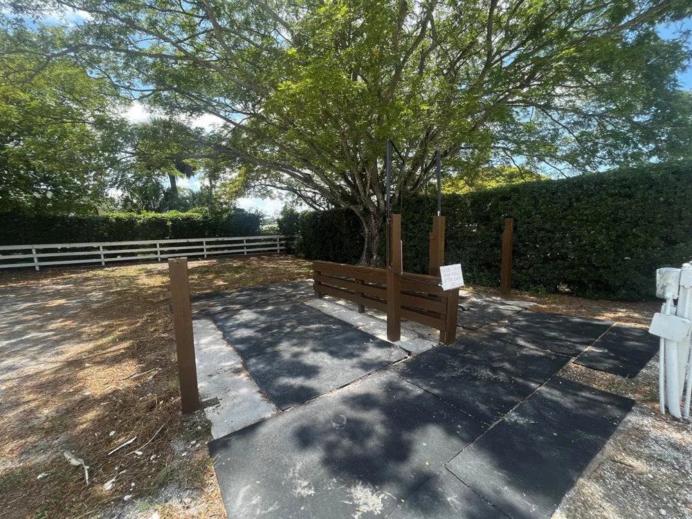 34263406 Hanover Circle Loxahatchee, FL 33470