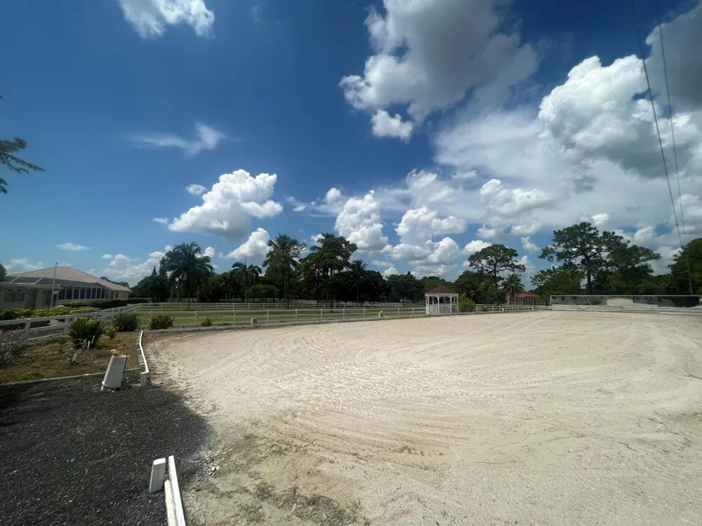 34263406 Hanover Circle Loxahatchee, FL 33470