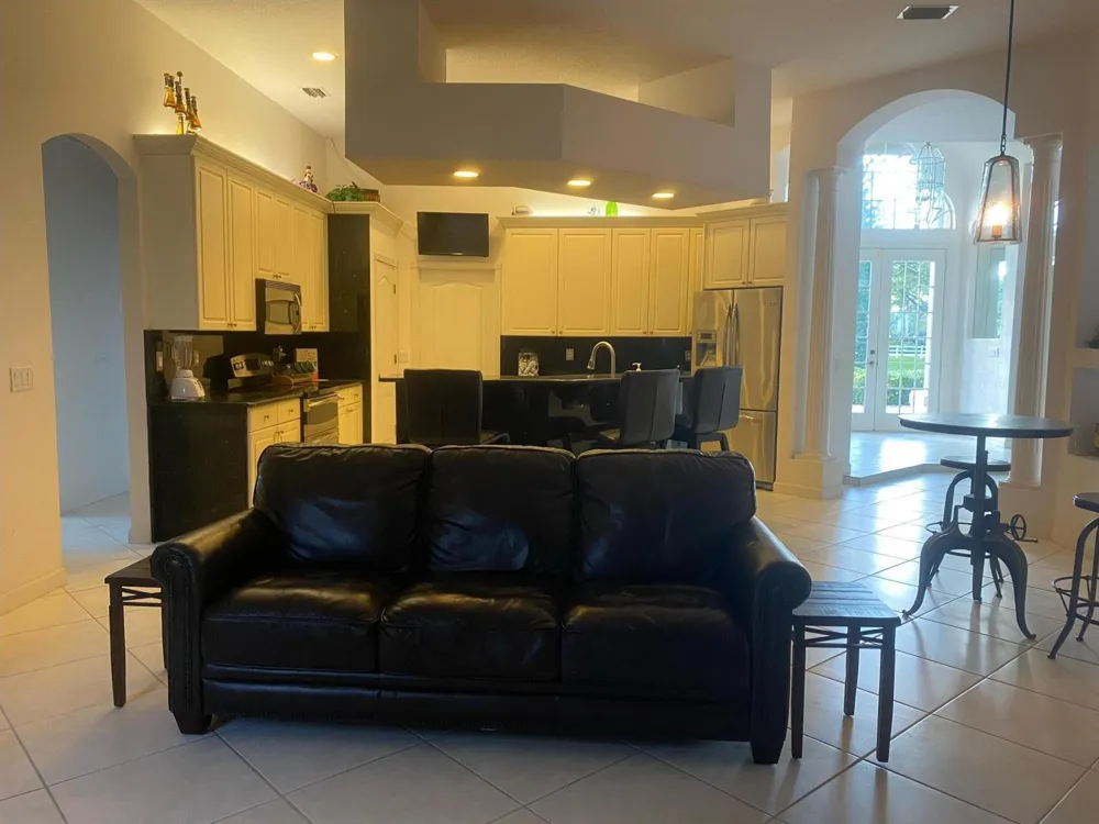 34263406 Hanover Circle Loxahatchee, FL 33470