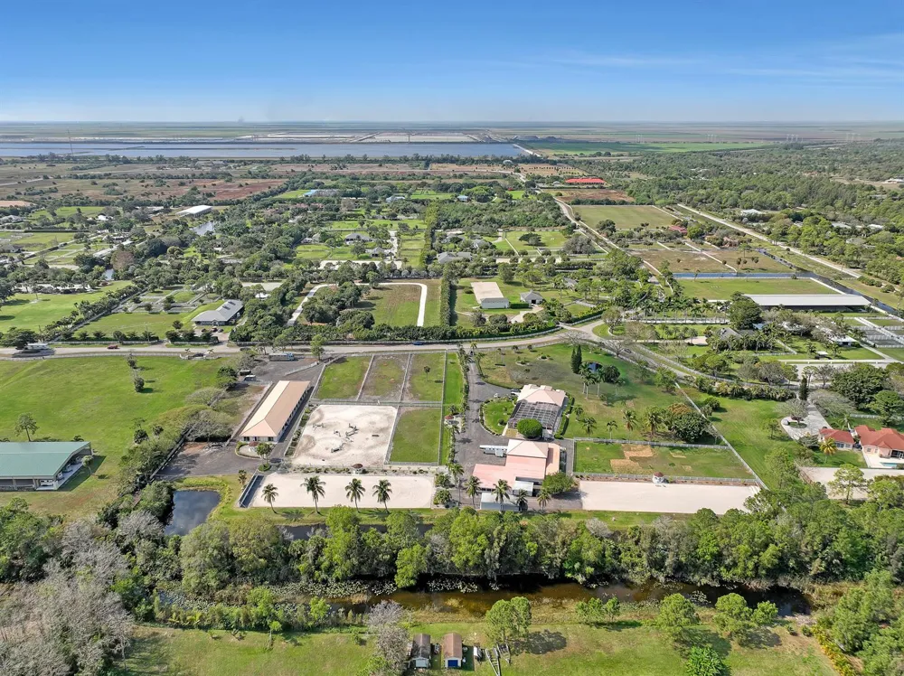 34263406 Hanover Circle Loxahatchee, FL 33470
