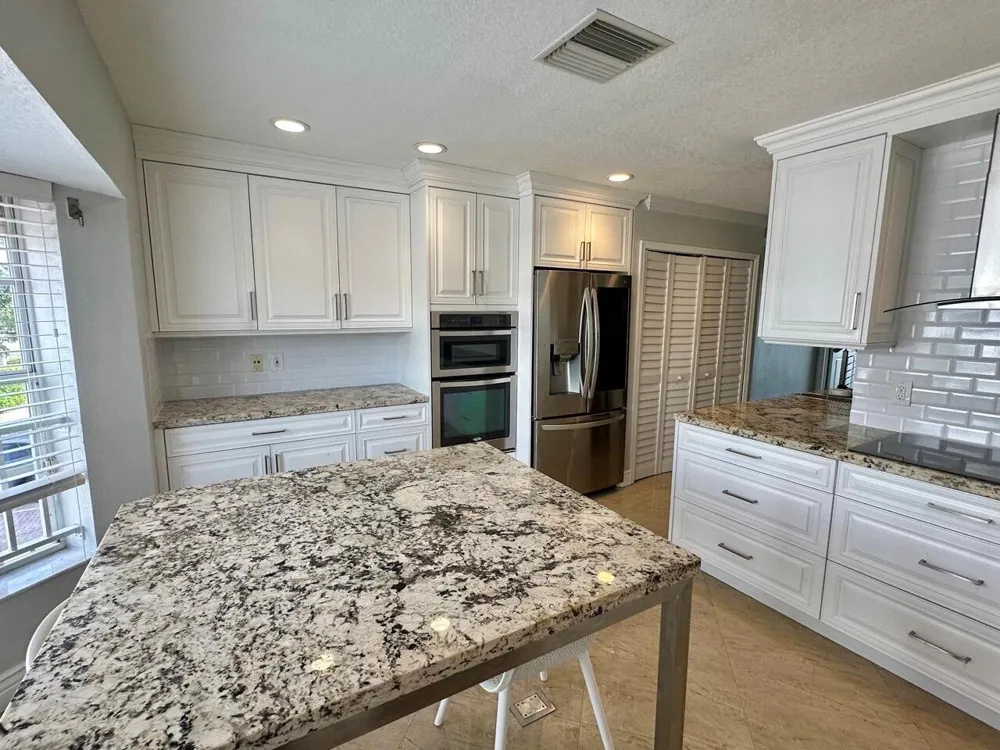 4230 Ocean Drive Hollywood, FL 33019