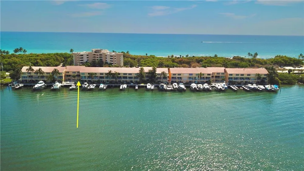 4230 Ocean Drive Hollywood, FL 33019