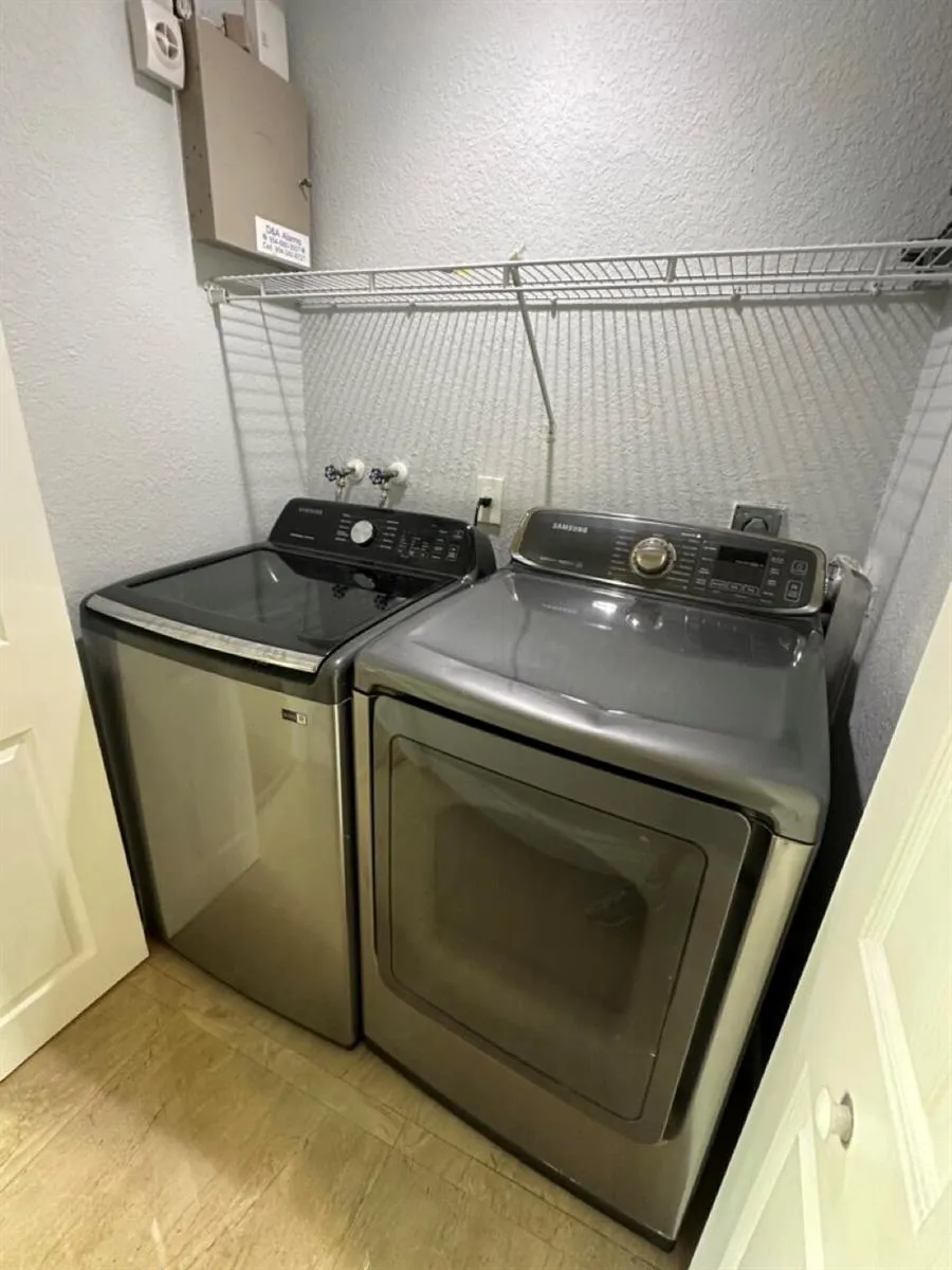 4230 Ocean Drive Hollywood, FL 33019