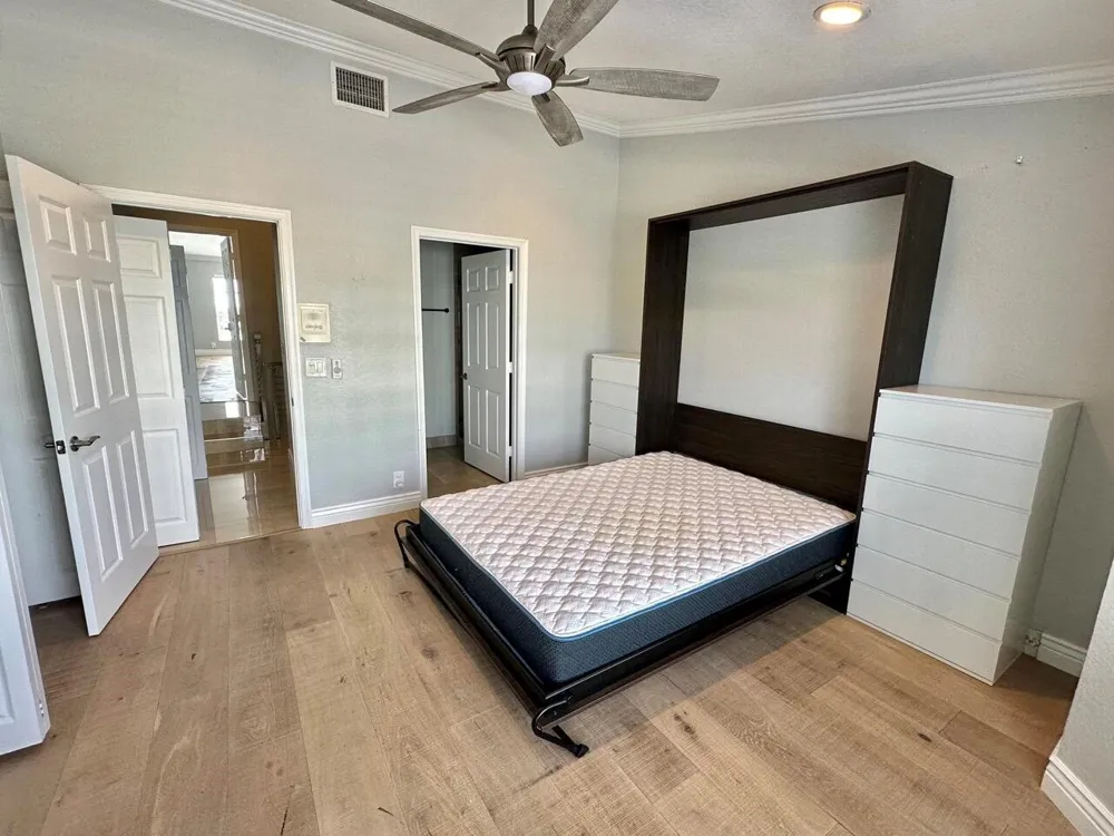 4230 Ocean Drive Hollywood, FL 33019