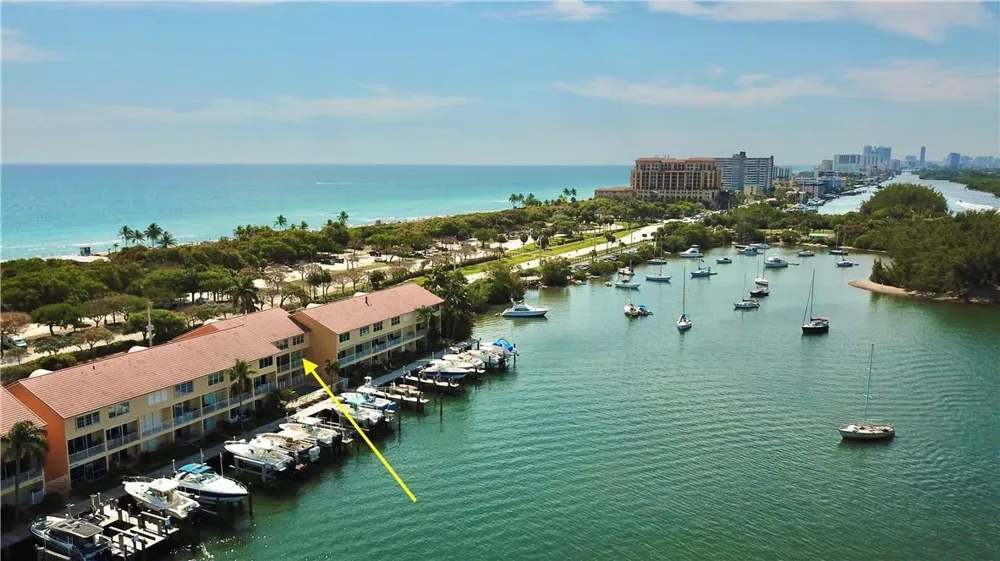4230 Ocean Drive Hollywood, FL 33019