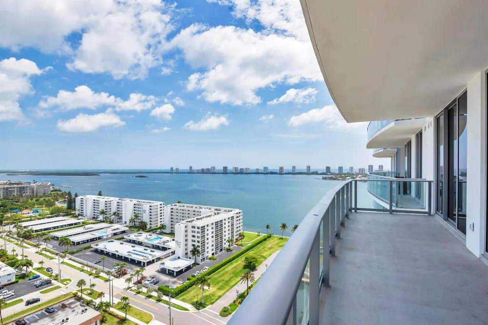220 Lake Shore Drive #1809 Lake Park, FL 33403