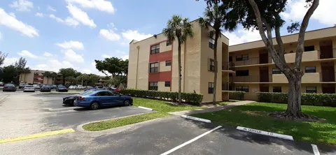 3252 Foxcroft Road #201