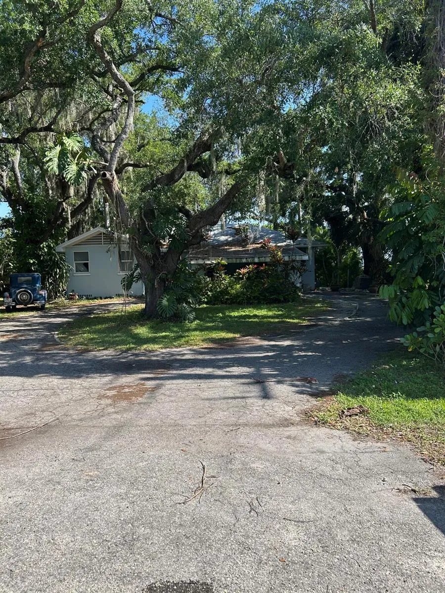 67 W North Shore Avenue 