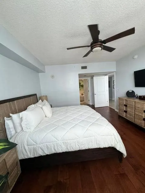 600 W Las Olas Boulevard #1803s Fort Lauderdale, FL 33312