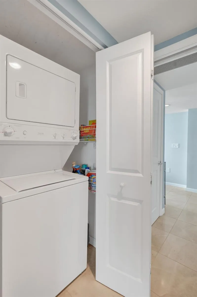 600 W Las Olas Boulevard #1803s Fort Lauderdale, FL 33312