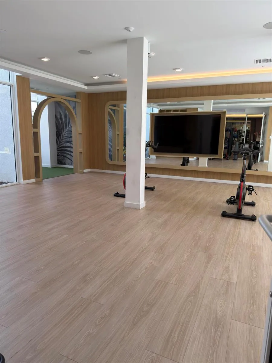1710 Congress Avenue West Palm Beach, FL 33409