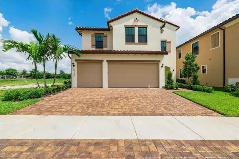 12135 E Baypoint Circle