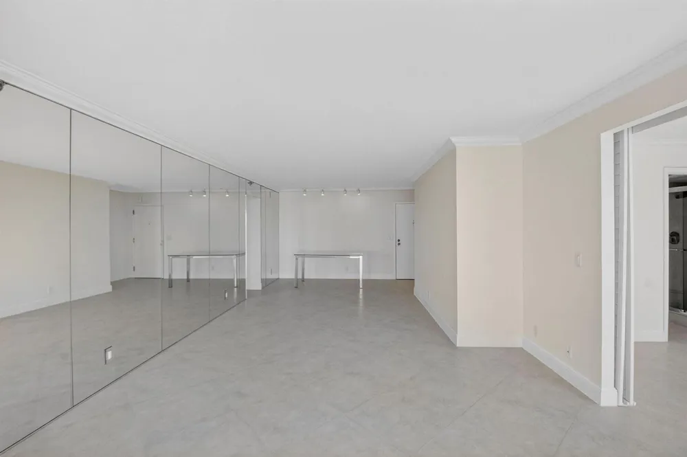 4505 S Ocean Boulevard #805 Highland Beach, FL 33487