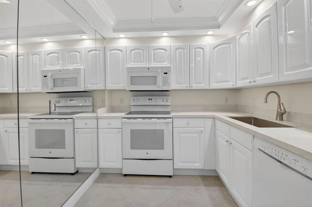 4505 S Ocean Boulevard #805 Highland Beach, FL 33487