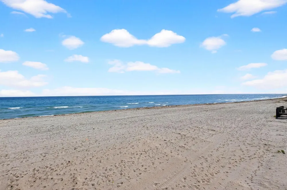 4505 S Ocean Boulevard #805 Highland Beach, FL 33487