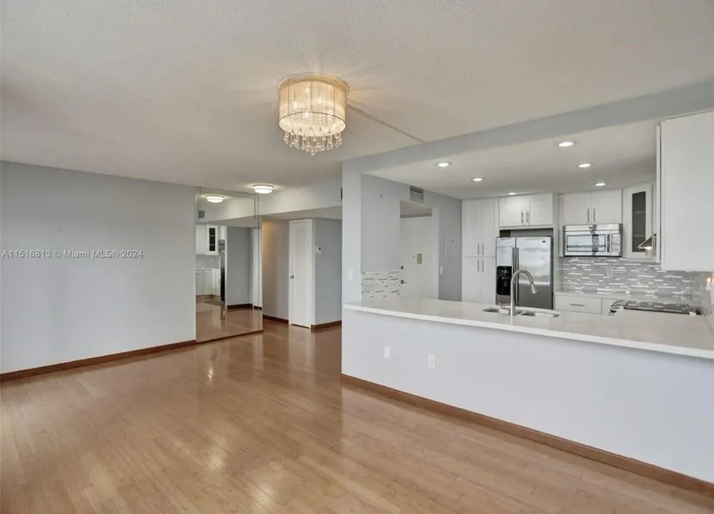 11930 Bayshore Drive #601 North Miami, FL 33181