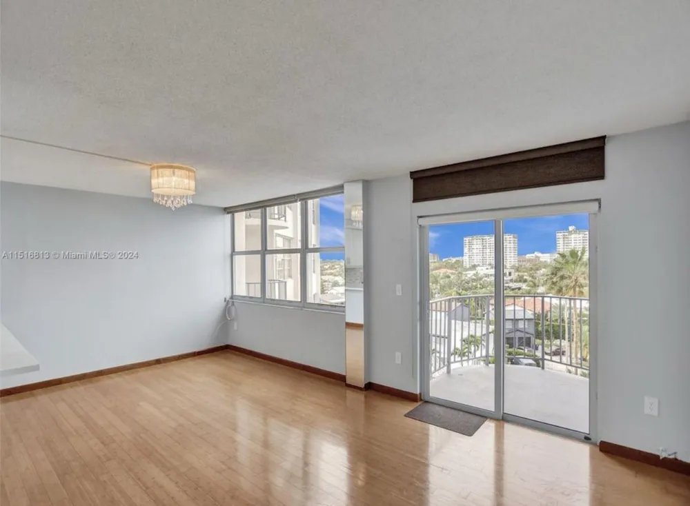 11930 Bayshore Drive #601 North Miami, FL 33181