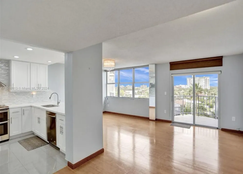 11930 Bayshore Drive #601 North Miami, FL 33181