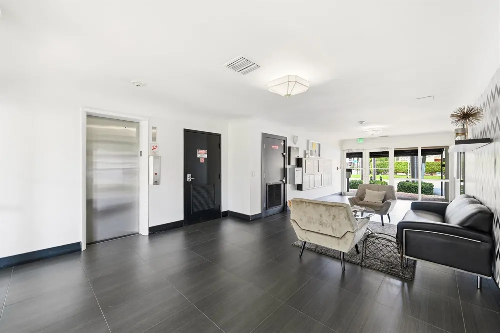 2881 NE 32nd Street #118 Fort Lauderdale, FL 33306