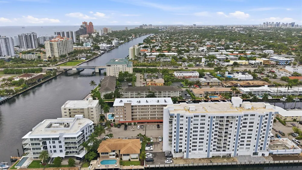 2881 NE 32nd Street #118 Fort Lauderdale, FL 33306