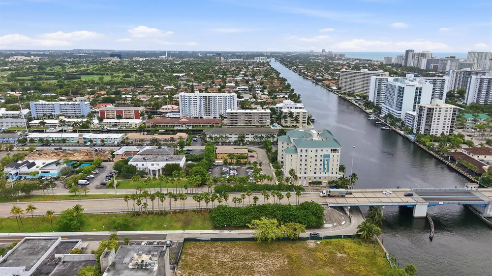 2881 NE 32nd Street #118 Fort Lauderdale, FL 33306