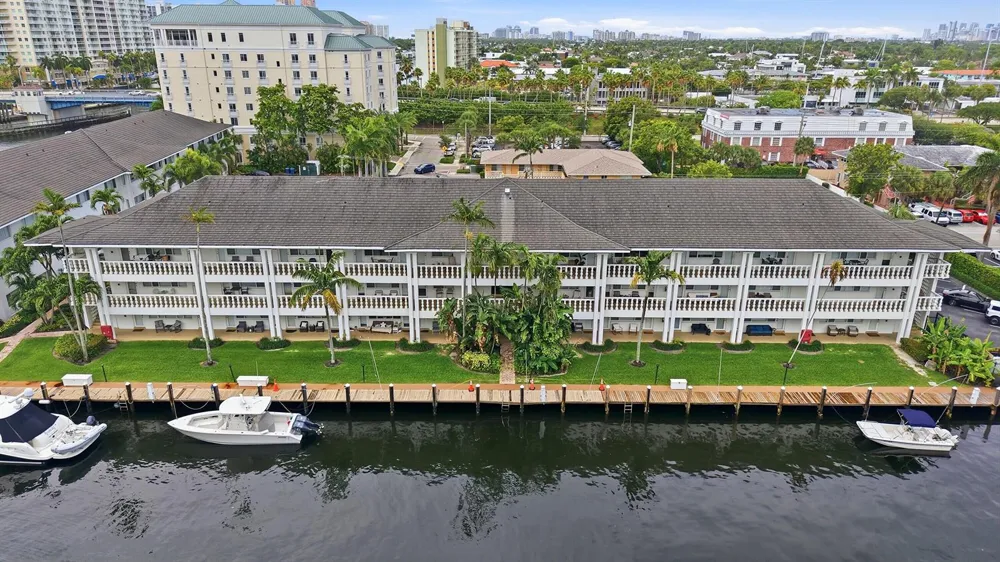 2881 NE 32nd Street #118 Fort Lauderdale, FL 33306