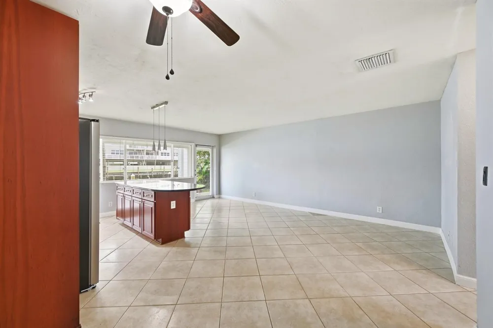 2881 NE 32nd Street #118 Fort Lauderdale, FL 33306