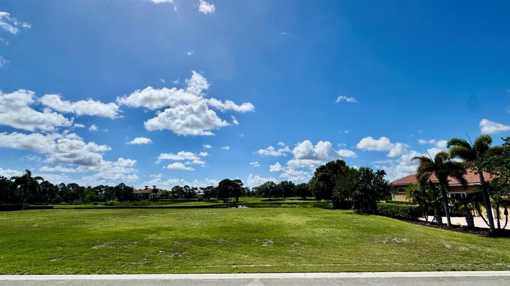 112 SE Mira Lavella Port St. Lucie, FL 34984