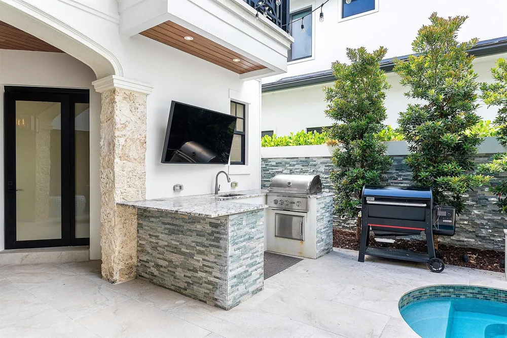 662 Boca Marina Court Boca Raton, FL 33487