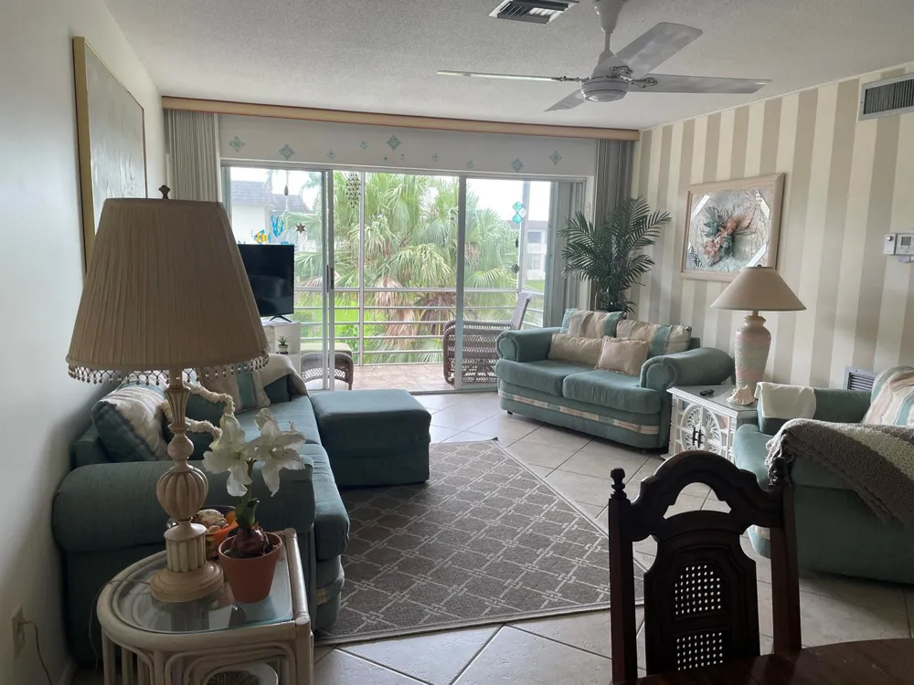 506 Davis Road #78 Palm Springs, FL 33461