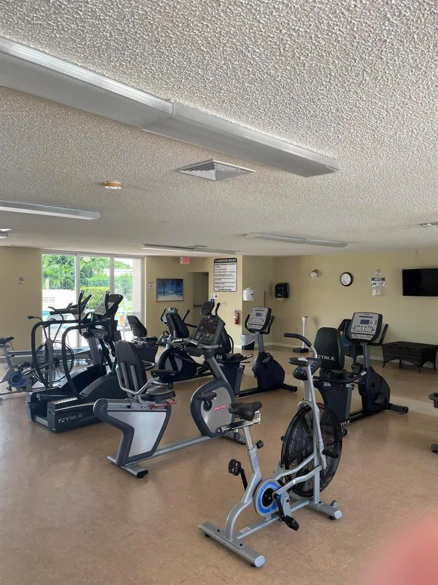 506 Davis Road #78 Palm Springs, FL 33461