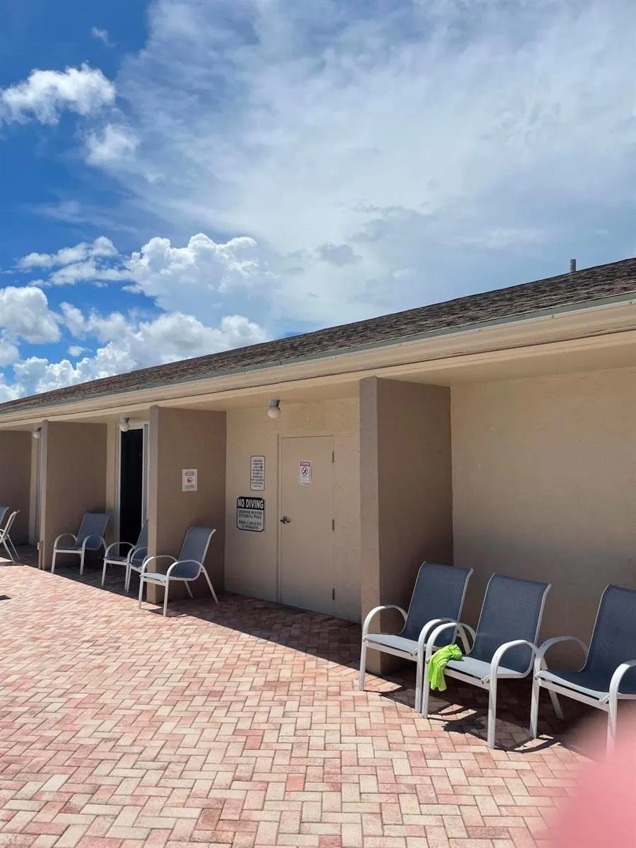 506 Davis Road #78 Palm Springs, FL 33461