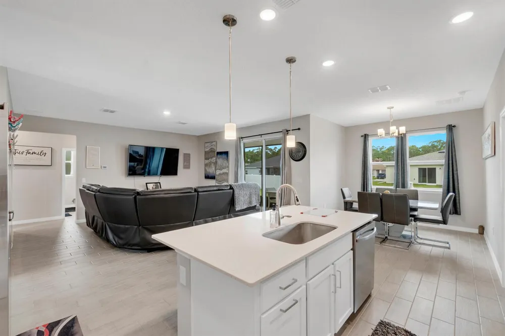 544 Higgs Avenue NW Palm Bay, FL 32907