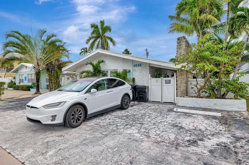 4548 Ocean #3 Lauderdale By The Sea, FL 33313