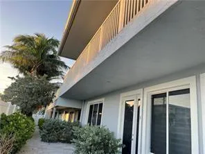 4564 El Mar Drive #4 Lauderdale By The Sea, FL 33308