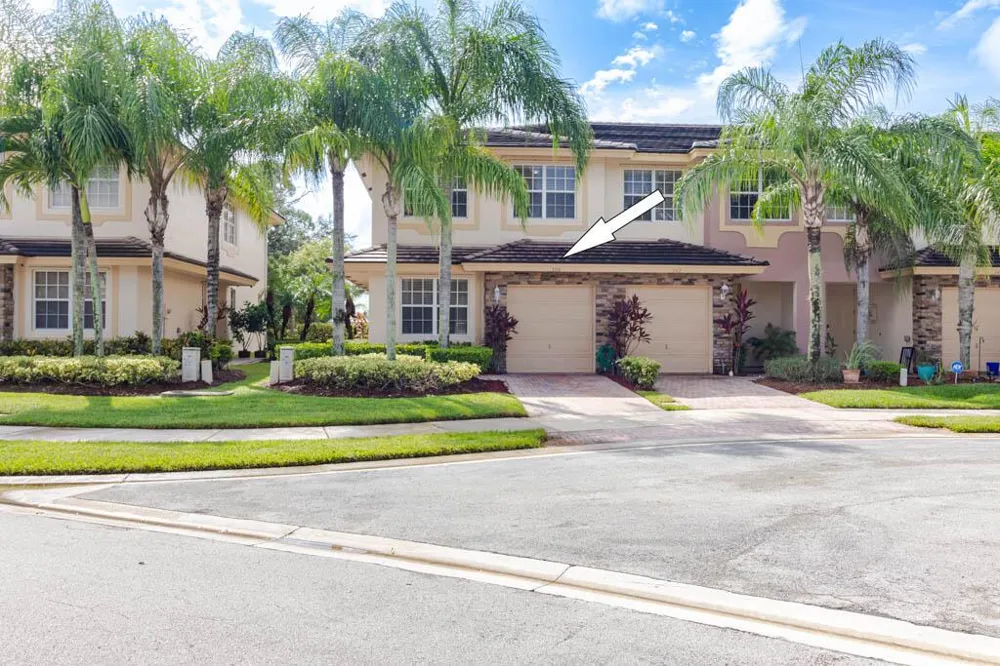 356 SE Bloxham Way Stuart, FL 34997