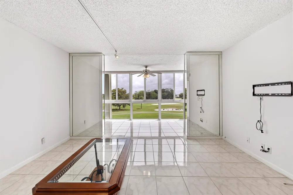 1480 NW 80th Avenue #402 Margate, FL 33063