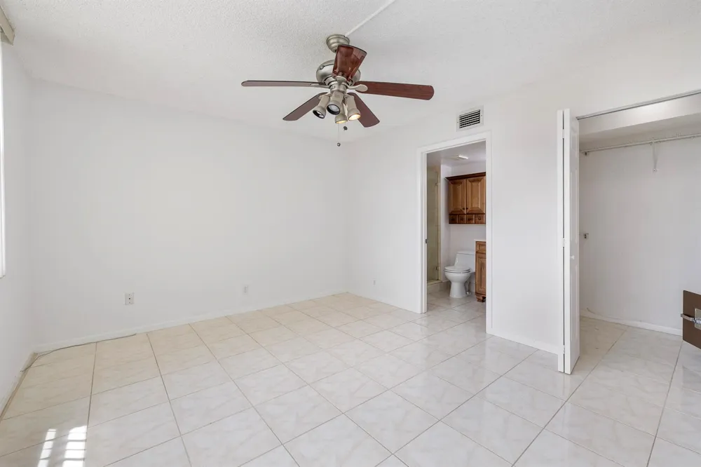 1480 NW 80th Avenue #402 Margate, FL 33063