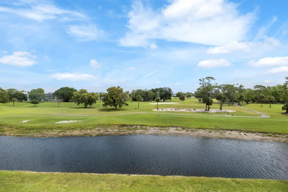 1480 NW 80th Avenue #402 Margate, FL 33063
