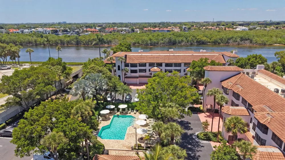 4501 Ocean Boulevard #Th-04 Boca Raton, FL 33431