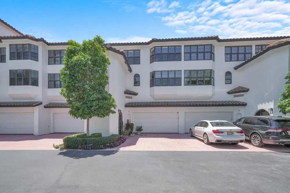 4501 Ocean Boulevard #Th-04 Boca Raton, FL 33431
