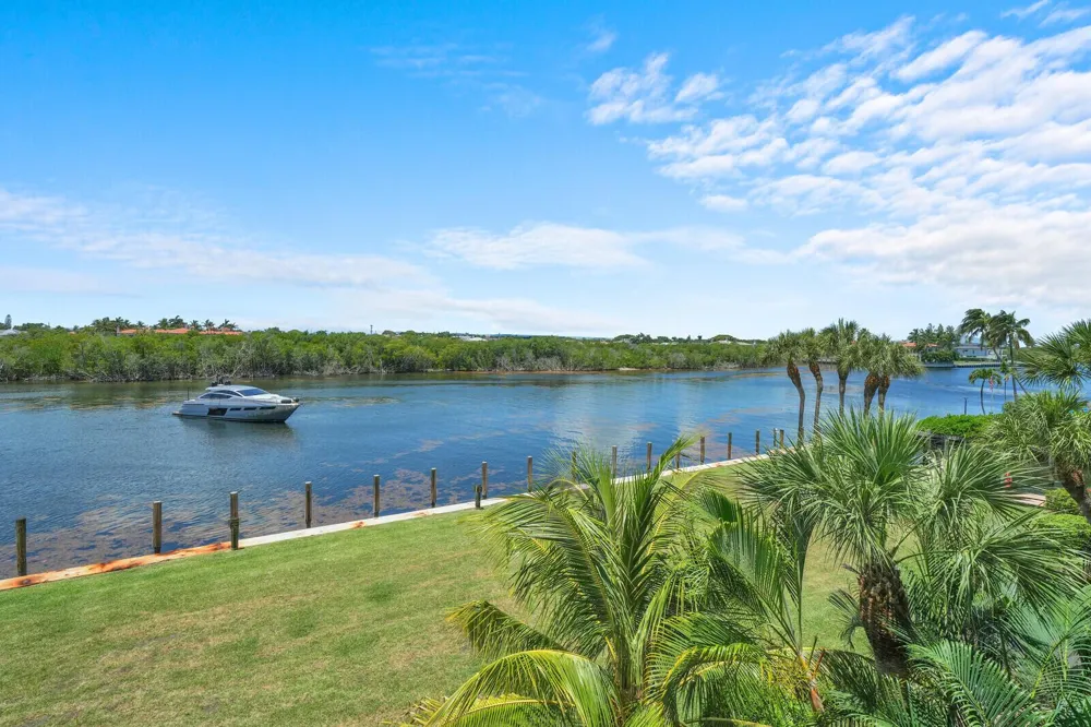 4501 Ocean Boulevard #Th-04 Boca Raton, FL 33431